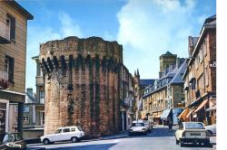 LES REMPARTS DE VIRE (Calvados)