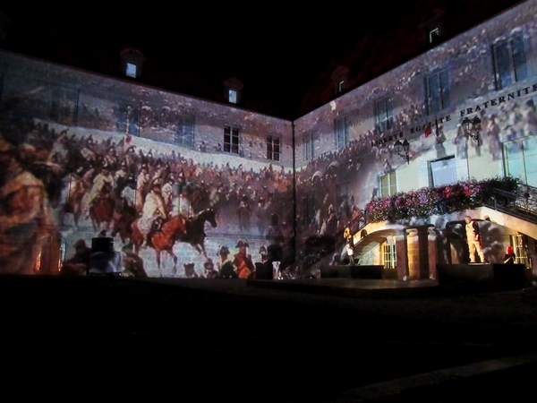 "Un aigle sur la ville" un grand spectacle son et lumière sur la vie de Napoléon à Châtillon sur Seine, Ville Impériale !