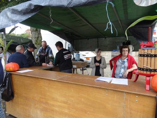 La fête de la pomme 2013 a eu lieu à Laignes !