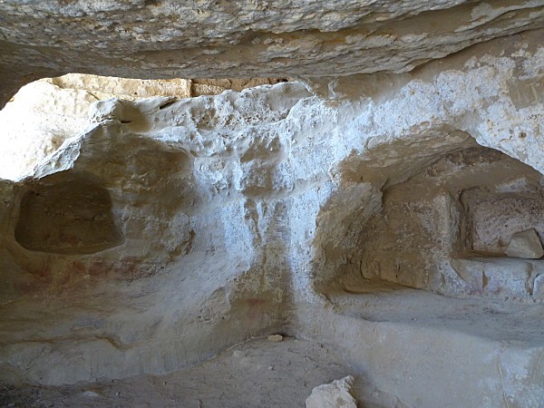 Matala-13.JPG