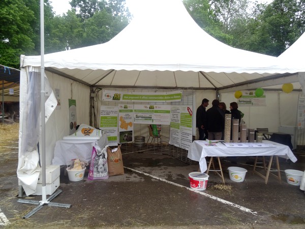 Quelques stands d'exposants aux Journées Châtillonnaises 2016...