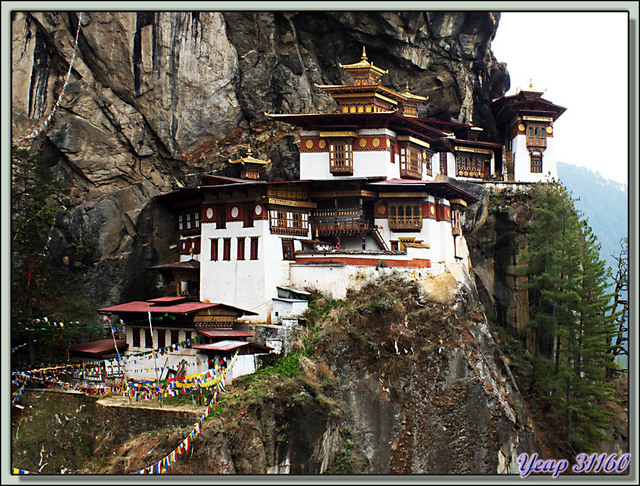 Blog de images-du-pays-des-ours : Images du Pays des Ours (et d'ailleurs ...), Monastère de Taktsang Pelphug (La Tanière du Tigre, Tiger Nest Monastery) - Paro - Bhoutan