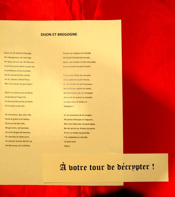 Une superbe exposition de livres de contes a eu lieu à la médiathèque Victorine de Chastenay