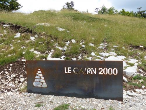 Le Cairn 2000