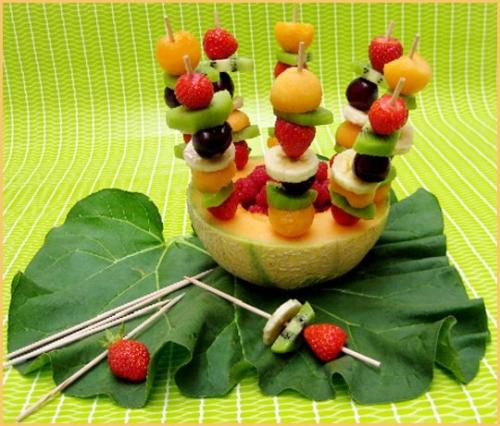 Brochettes de fruits
