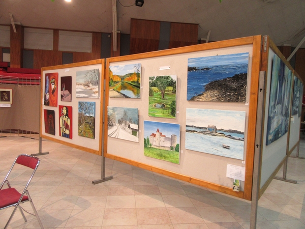 Le Salon des Amis des Arts de Montbard a présenté de bien belles œuvres, variées et superbement présentées