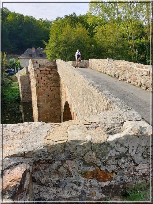 964 - Virée dans le Tarn et Garonne et plus - Au pied de Najac (12) !