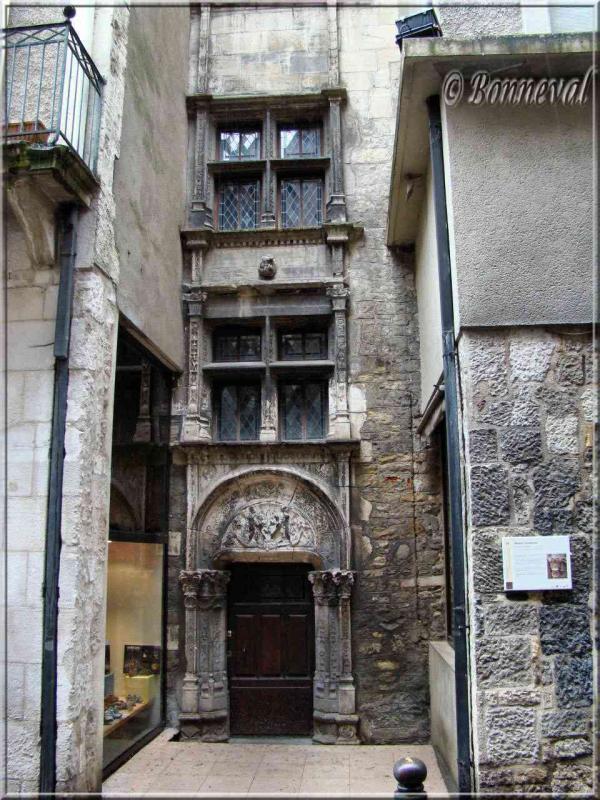Villefranche-de-Rouergue Aveyron la Maison Combettes Renaissance