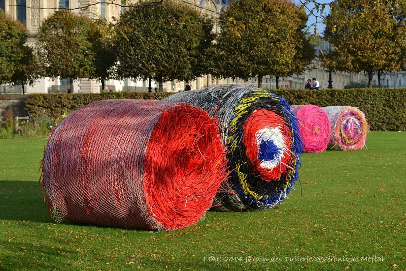 FIAC 2014 Jardin des Tuileries : Pailles de plastique de Michael Beutler