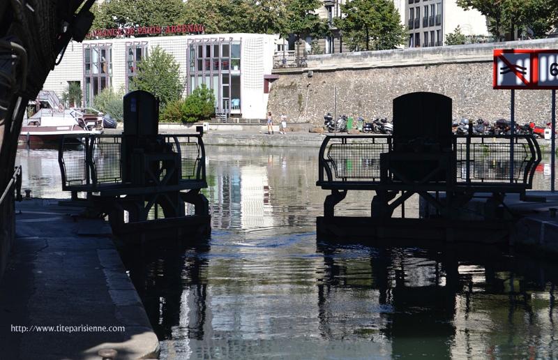 Canal Saint-Martin : L'écluse N° 9 ou l'écluse l'Arsenal
