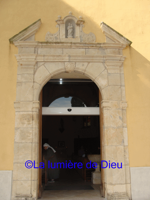Cotignac : le sanctuaire Notre-Dame de Grâces