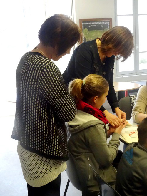 L'atelier mosaïque proposé par le Musée du Pays Châtillonnais-Trésor de Vix a ravi de  jeunes futurs artistes !