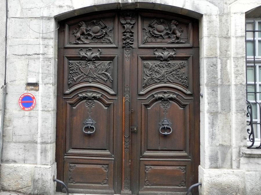 Poligny dans le Jura 39800