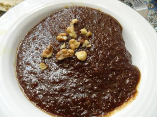 Recette iranienne : le Khoresh fesenjun (ragoût de poulet à la grenade)