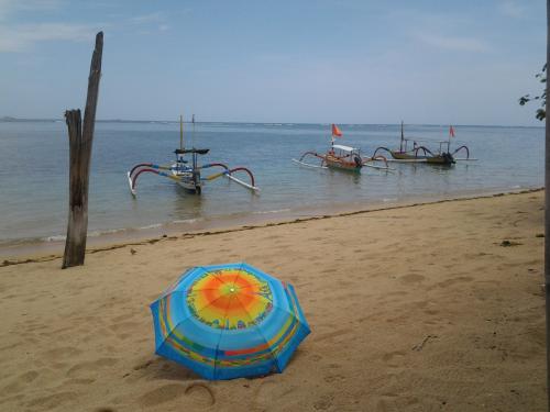 Ombrelles à la mer... 