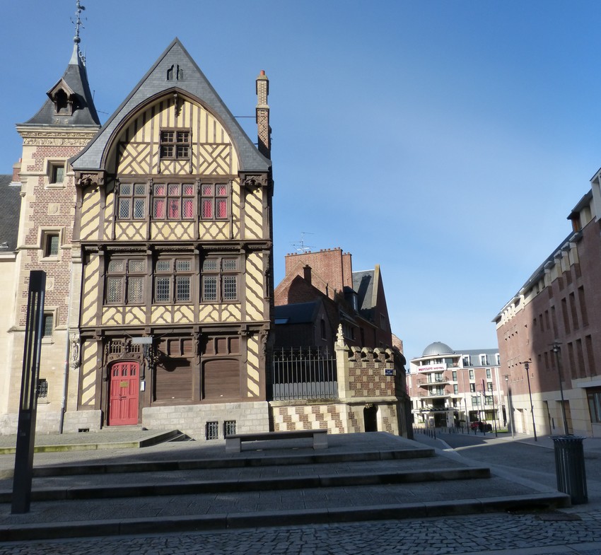 Je vois, je clique, je compare