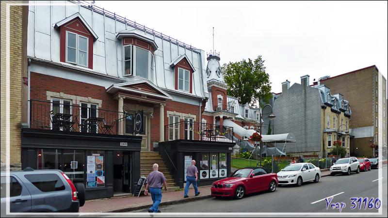 Balade pédestre dans les ruelles du Vieux Québec - Canada