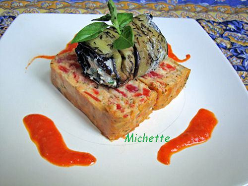 Pain de tomates du jardin, roulé d'aubergine ricotta et anchois