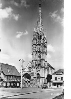 LES REMPARTS DE LILLEBONNE (Seine-Maritime)