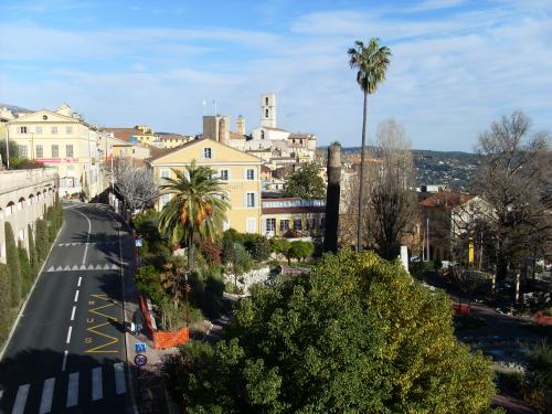 Grasse  06