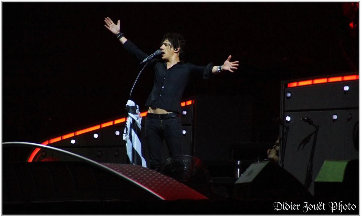 Indochine (1) - Festival des Vieilles Charrues 2014