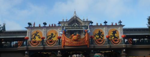 C'est Halloween à Disneyland
