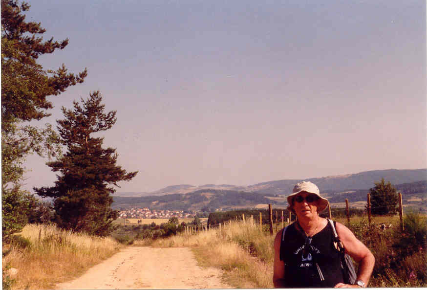 Des paysages en couleurs ....pour quatre sous - Etape 4 - Langogne (915m) - Cheylard l'Evêque (1.125m) 16km