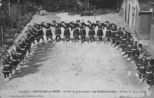 Quelques cartes postales anciennes de la Châtillonnaise Gymnastique