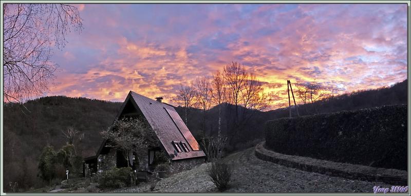 Ce matin 13 janvier 2018 à 8 h 20, très beau lever de soleil sur le massif de Paloumère vu de Lartigau - Milhas - 31