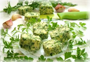 BEURRE PERSILLÉ À L'AIL 