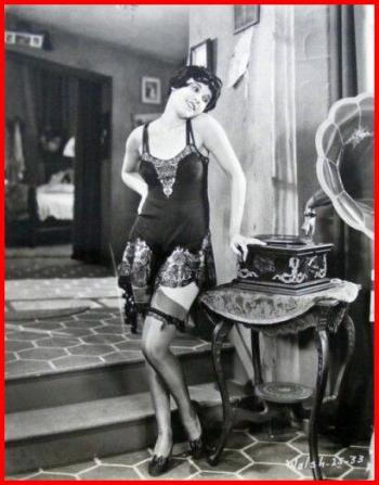 ⊱♥⊱╮ღ꧁  Le Style La Mode ꧂ღ ⊱♥≺