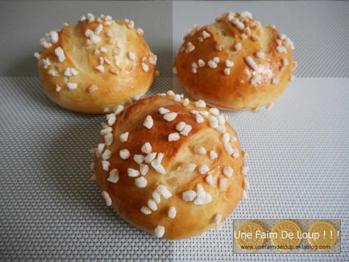 Pains au lait ronds et moelleux