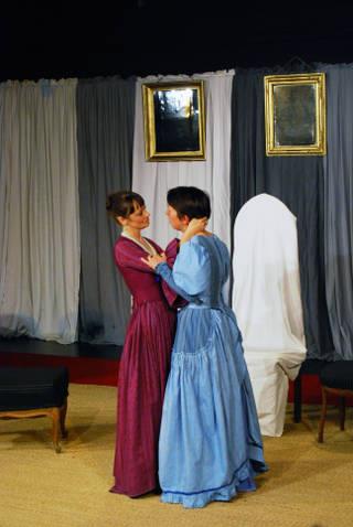 PHOTOS  Tartuffe