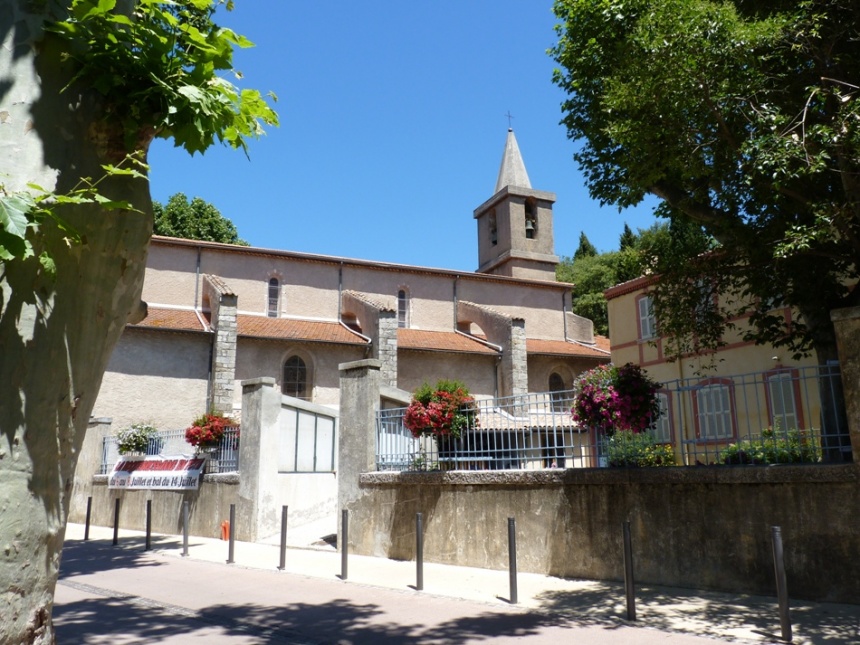 EGLISE DE LA ROQUEBRUSSANNE