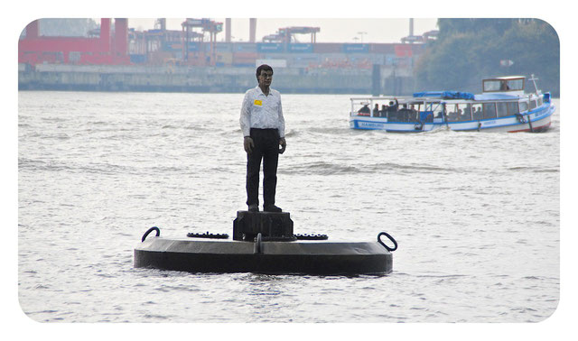 De-ci, de-là, ici et ailleurs ...