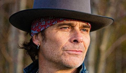 MIKE TRAMP - Les détails du nouvel album Second Time Around
