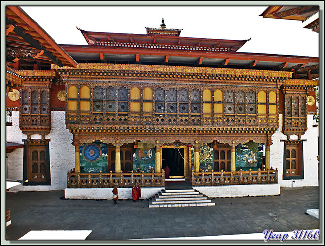 Blog de images-du-pays-des-ours : Images du Pays des Ours (et d'ailleurs ...), Temple au cœur du Dzong - Dechen Phodrang Dzong - Punakha - Bhoutan
