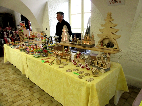 Le Marché de Noël du Zonta Club propose encore aujourd'hui de bien beaux achats pour les Fêtes !