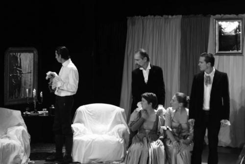 PHOTOS  Tartuffe