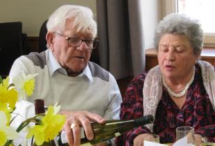 Du bonheur au banquet des aînés