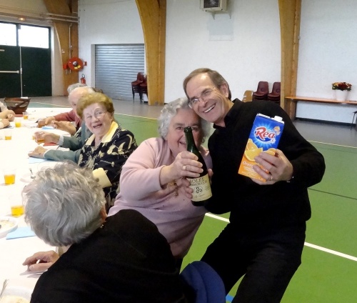 Le goûter de printemps 2012 des Aînés de Châtillon sur Seine...