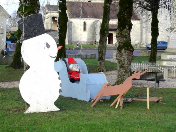 Villaines en Duesmois et Coulmier le Sec décorés pour les fêtes de 2013...