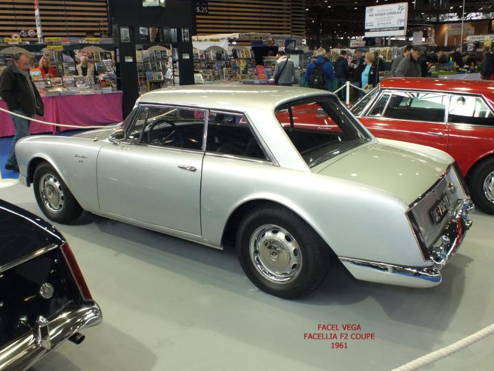 FACEL VEGA : LES MODELES 4 ET 6 CYLINDRES