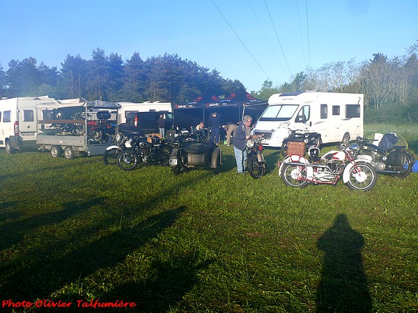 "Moto Légende" à Prenois...
