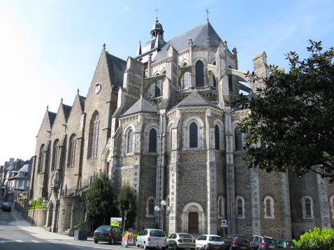 Image illustrative de l'article Basilique Notre-Dame-des-Miracles de Mayenne