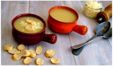 SOUPE À L'OIGNON