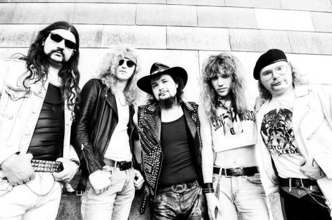 SHOWDOWN - Les détails du EP Feel The Heat