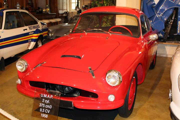 DRÔLES DE 2 CV : LA SUITE