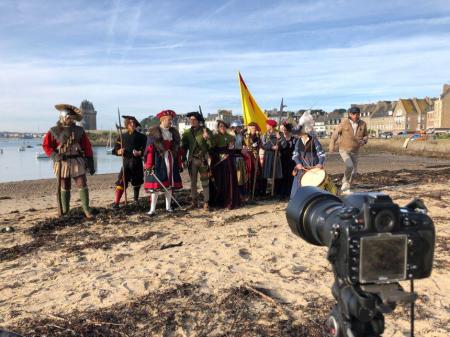 Dans les coulisses d'une reconstitution historique à Saint-Malo