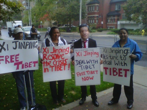 Manifestation à l'occasion de la mobilisation internationale "Tibet, un défi pour Xi Jinping"